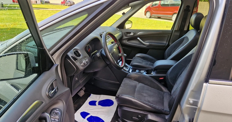 Ford S-Max cena 33900 przebieg: 232000, rok produkcji 2012 z Gniezno małe 232